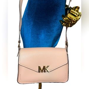 Mauve MK Adjustable Crossbody Purse with Gold MK closure